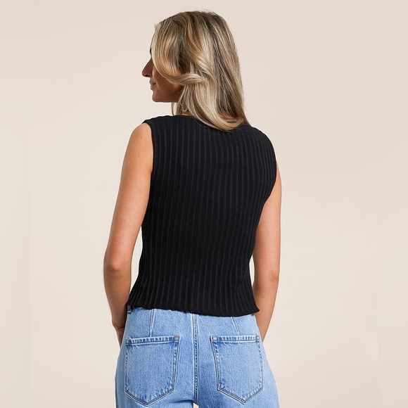 Free People‎ TILLY Black Ribbed Button Up Vest NWT Size L - Picture 3 of 3